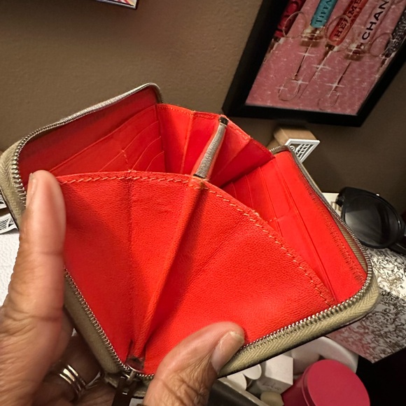 Preloved Celine Wallet Card Bill Holder Large Zip Multifunction (Made In Italy) - Picture 8 of 16